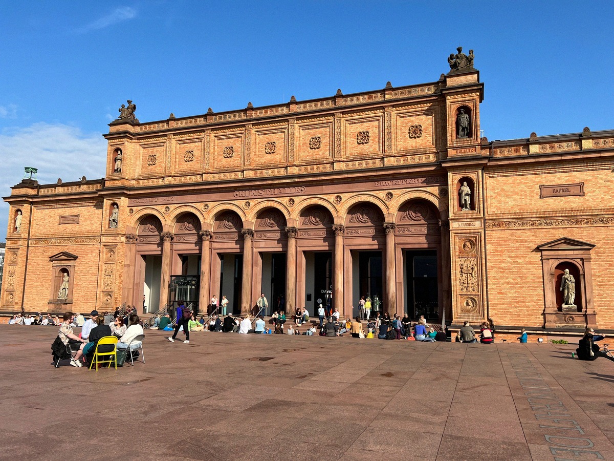 Eingang der Hamburger Kunsthalle